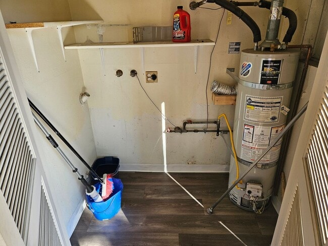 Building Photo - Great 2 Bedroom 2 Bathroom On The Golf Course In Laguna Niguel