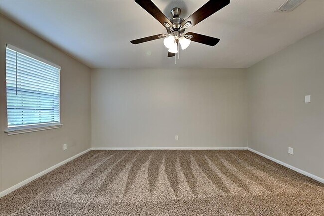 Building Photo - 12522 Lusterleaf Dr