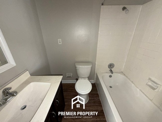 Building Photo - 7143 Markim Dr