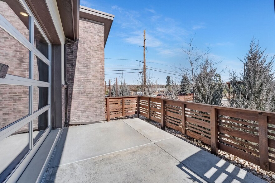 Building Photo - 6388 Nelson Ct