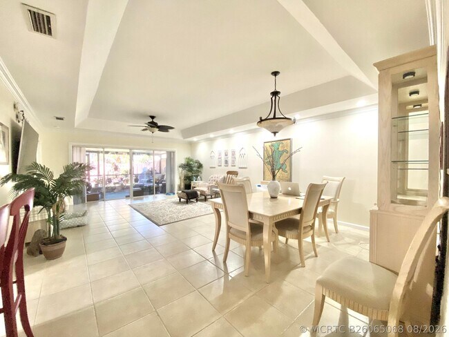 Building Photo - 9132 Pine Springs Dr