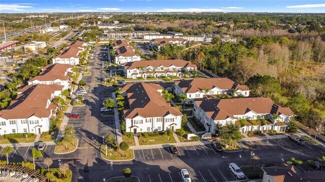 Building Photo - 8986 Shine Dr