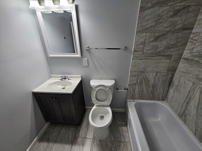 Building Photo - 12405 Signet Ave