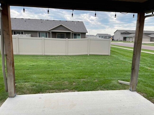 Building Photo - 4319 W Kinsley Pl
