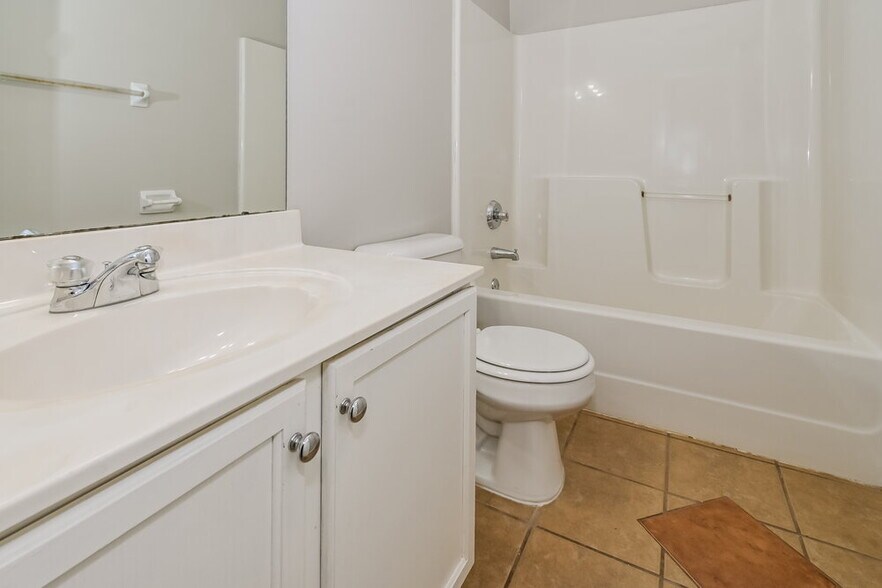 Building Photo - 5848 Hayden Cove