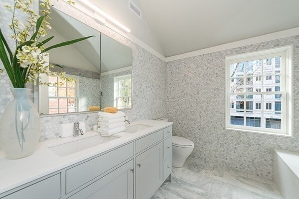 Building Photo - 29 Grant St