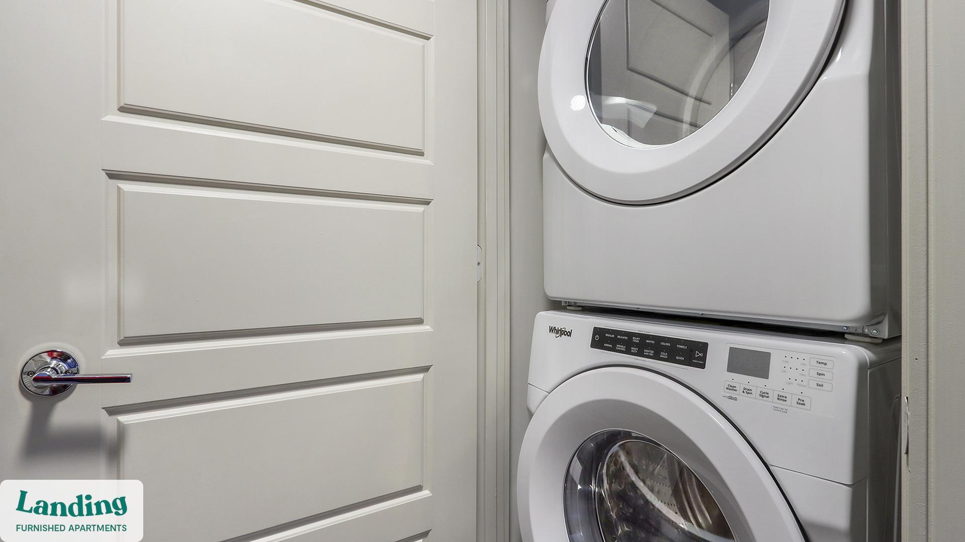 Building Photo - 3005 Peachtree Rd NW