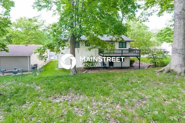 Building Photo - 3 Bedroom Pet-Friendly Home in Fenton, MO with Main Street Renewal
