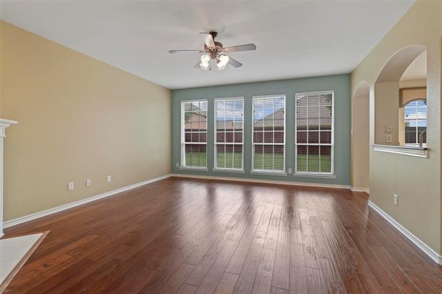 Building Photo - 8700 La Quinta Lane