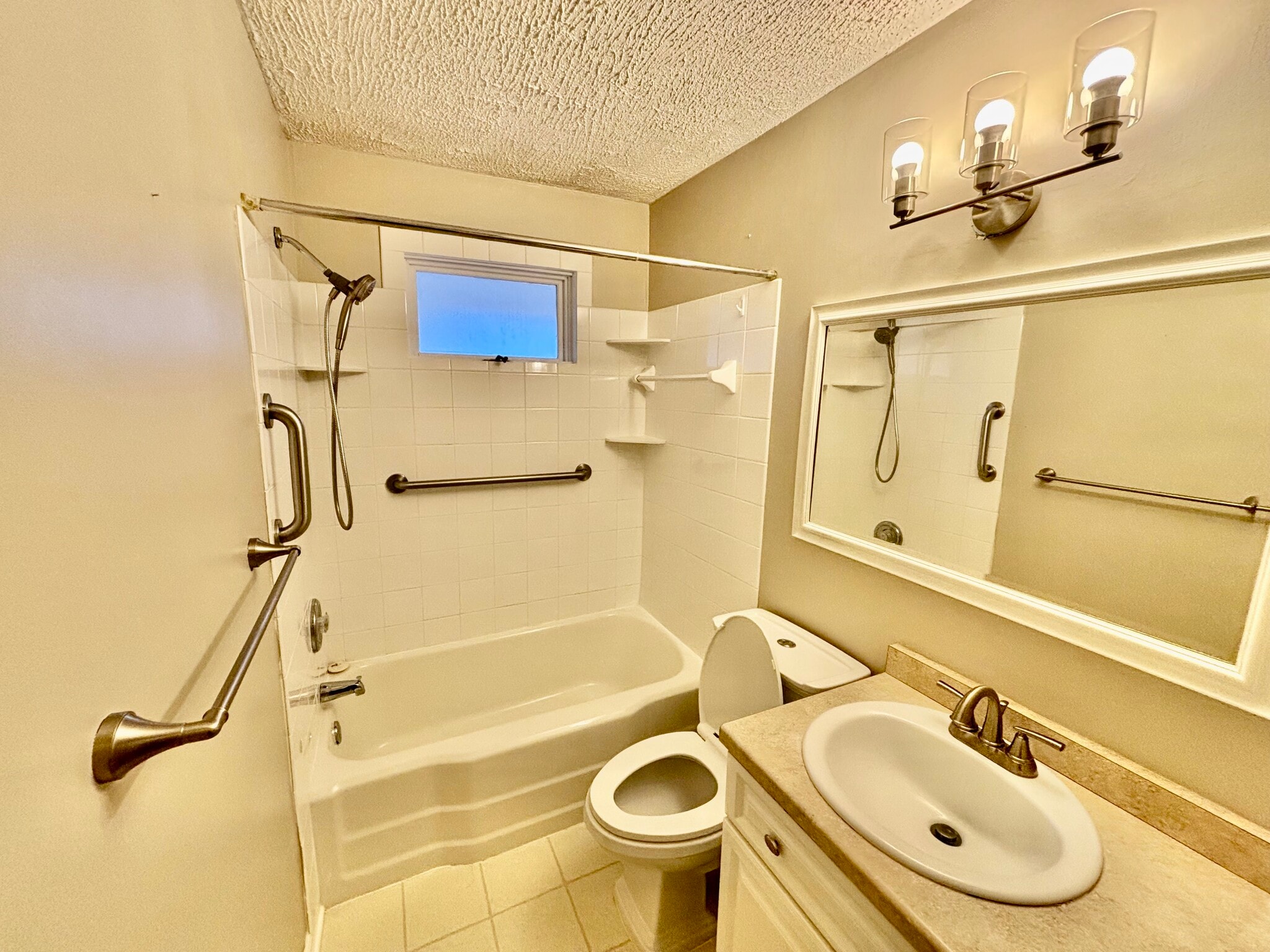 Upstairs Bathroom - 12928 Excelsior Blvd