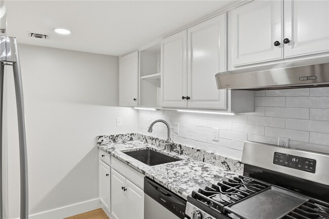 Building Photo - 1474 Marsh Rd