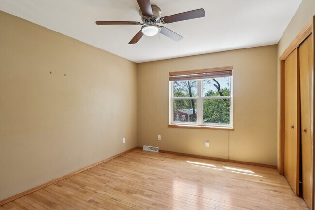 Building Photo - 7701 Twinflower Dr