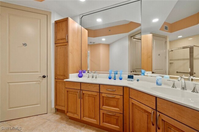 Building Photo - 14350 Riva Del Lago Dr