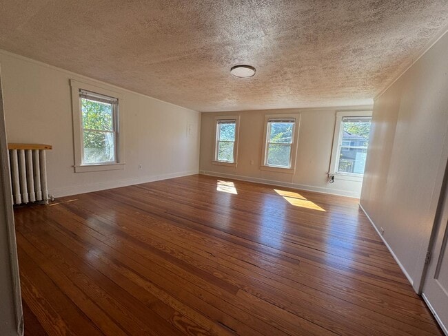 Building Photo - 15 Virginia Ave