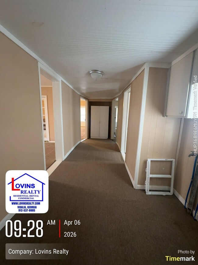 Building Photo - 745 Rock Springs Rd