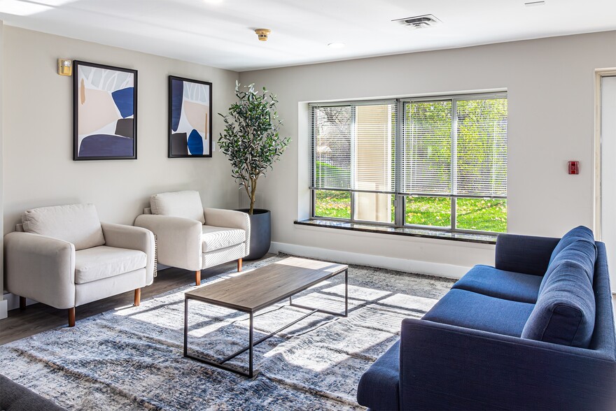 Primary Photo - Madison Estates