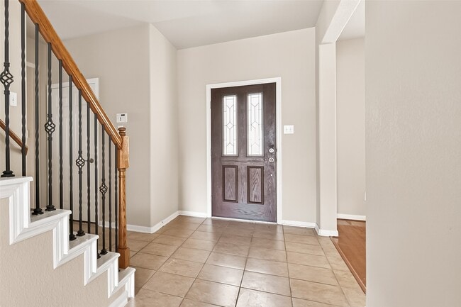 Building Photo - 21514 Venture Park Dr