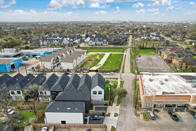 Building Photo - 5203 Texas St