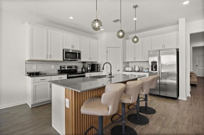 Building Photo - 11163 Great Rock St