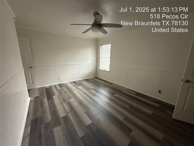 Building Photo - 518 Pecos Cir