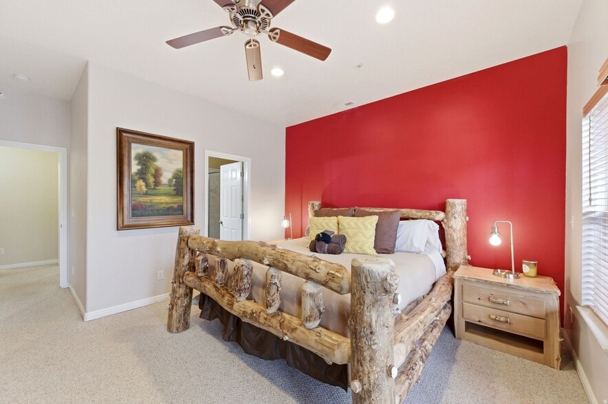 Building Photo - 3555 N Fox Run Dr