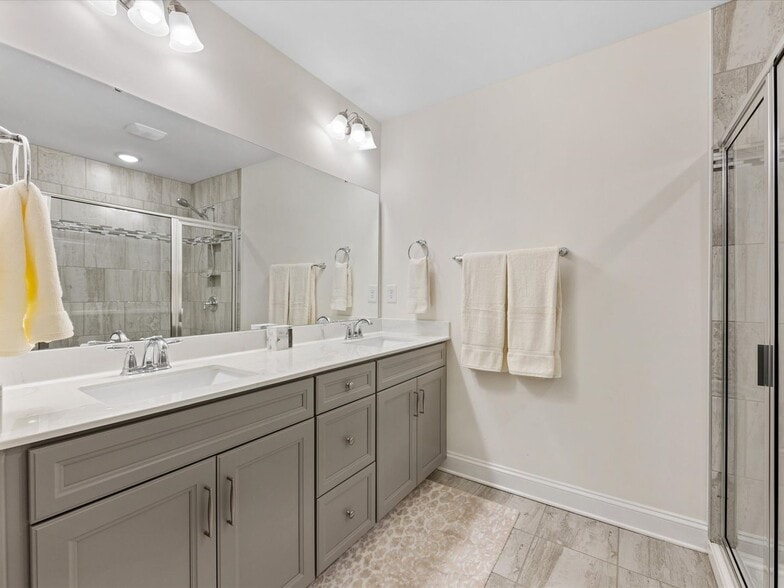 Building Photo - 2314 Creekmere Ln