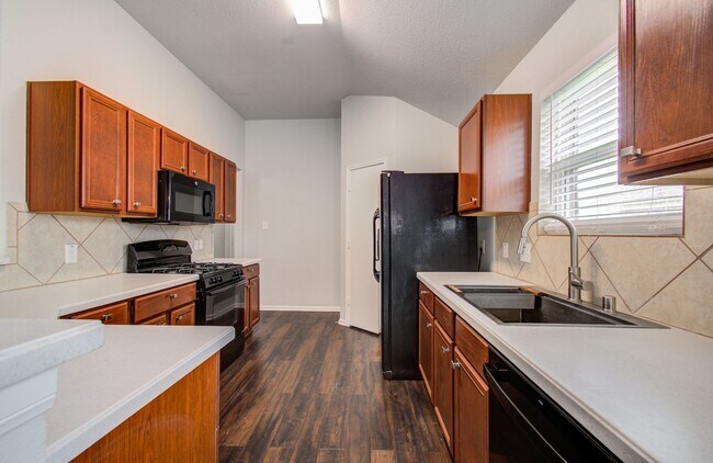 Building Photo - 2015 Upland Plover Ct
