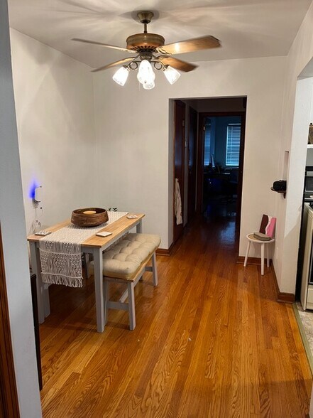 Building Photo - 4609 Jamieson Ave