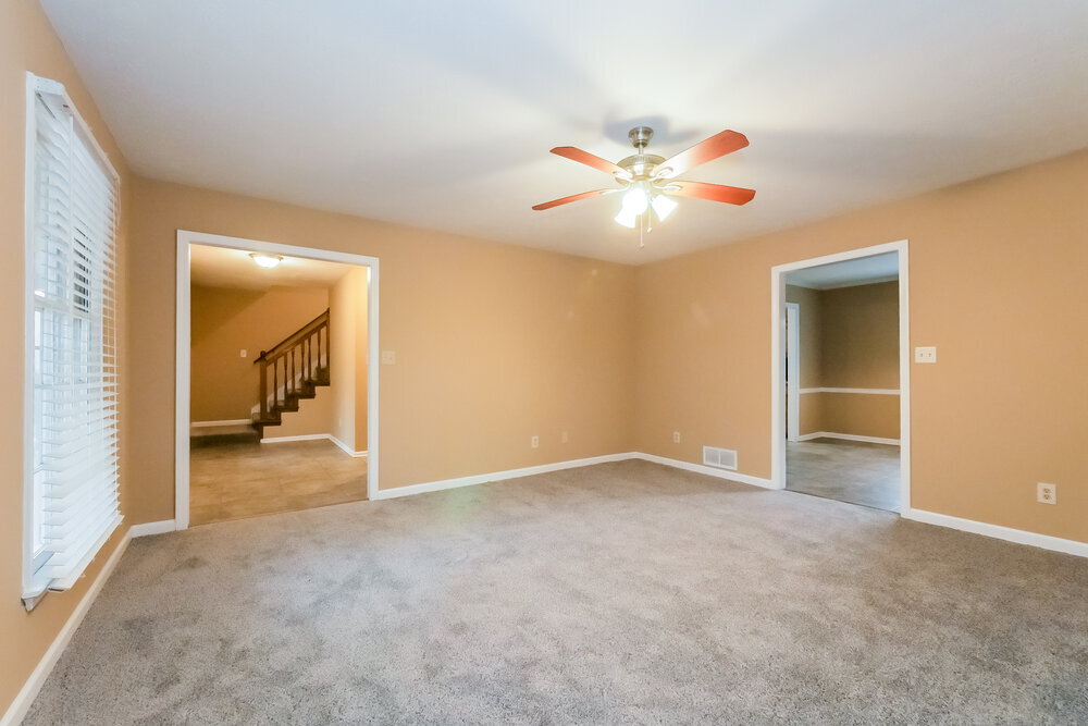 Building Photo - 240 Brookclear Ln