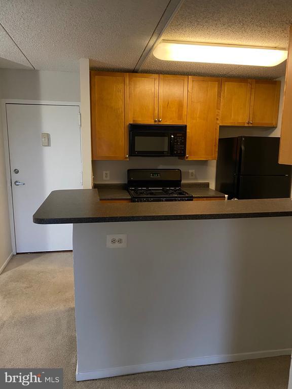 Building Photo - 75 S Reynolds St