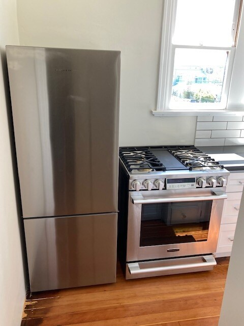 Building Photo - 2429 6th St