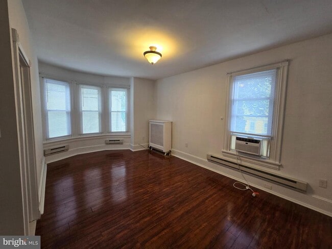 Building Photo - 4354 Manayunk Ave