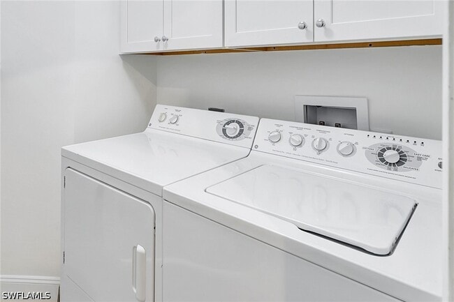 Building Photo - 2165 Arielle Dr