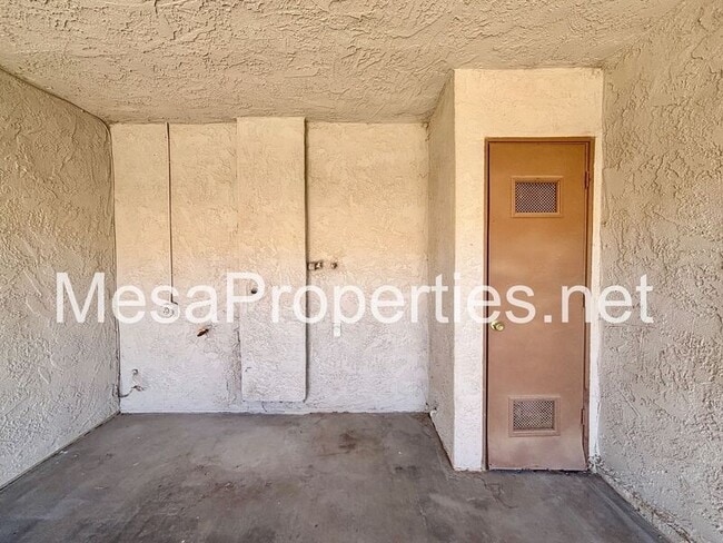 Building Photo - 21460 Laguna Rd