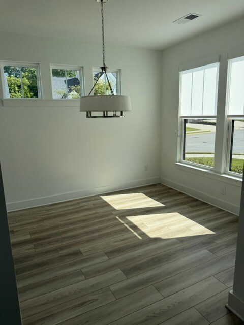 Building Photo - 400 Water Gdn Pl