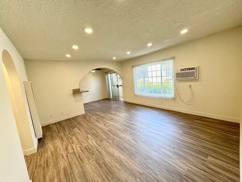 Building Photo - 4106 Inglewood Blvd