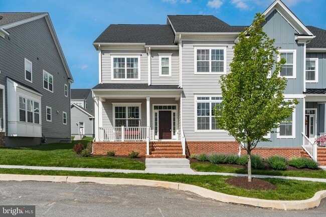Building Photo - 155 Lotus Ln
