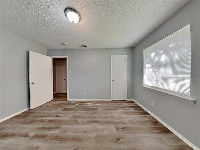 Building Photo - 1525 Gardenside Dr