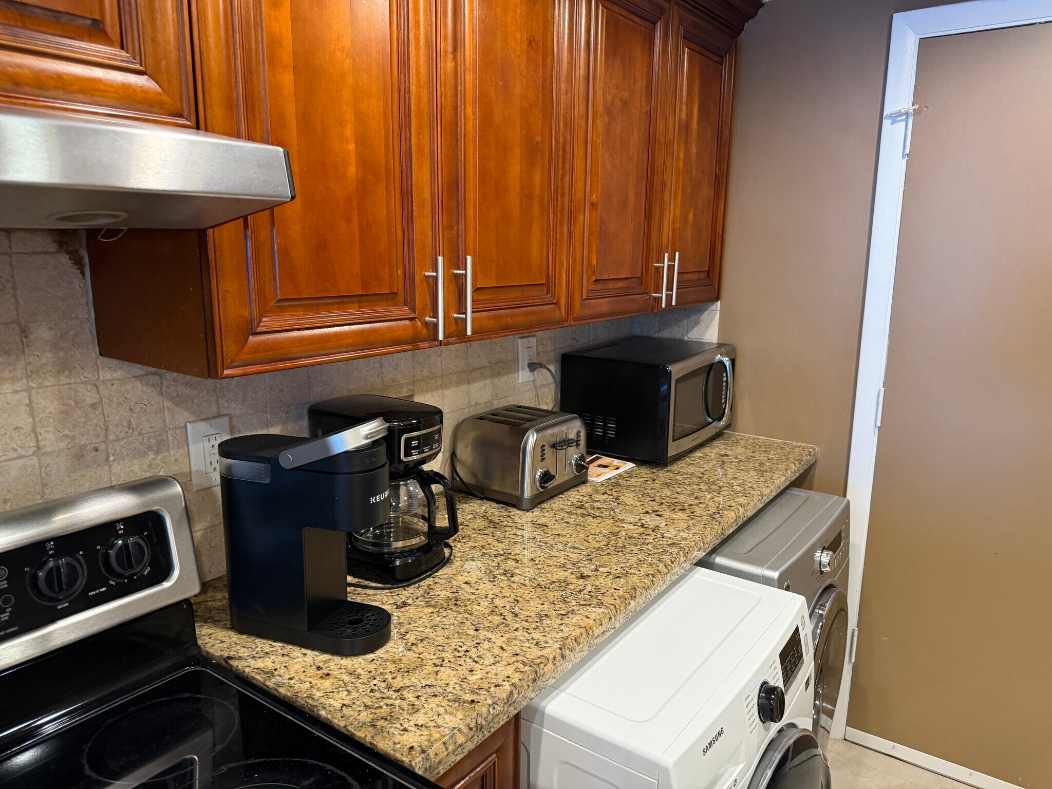 Building Photo - 6000 N Ocean Blvd