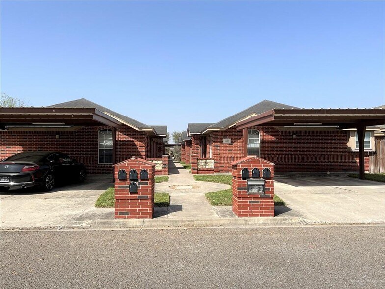 Building Photo - 3617 W Zelma St