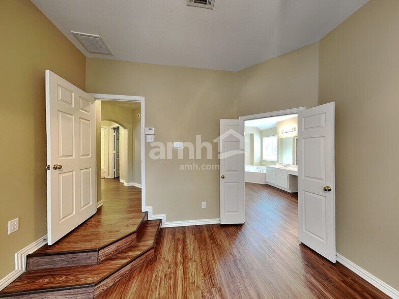 Building Photo - 5205 Geode Ln