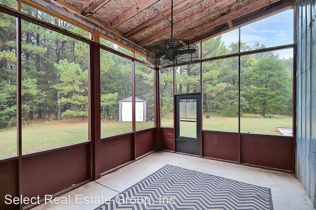 Building Photo - 3 br, 2 bath House - 13805 Choate Circle