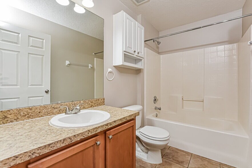 Building Photo - 4222 Barnsley Ln