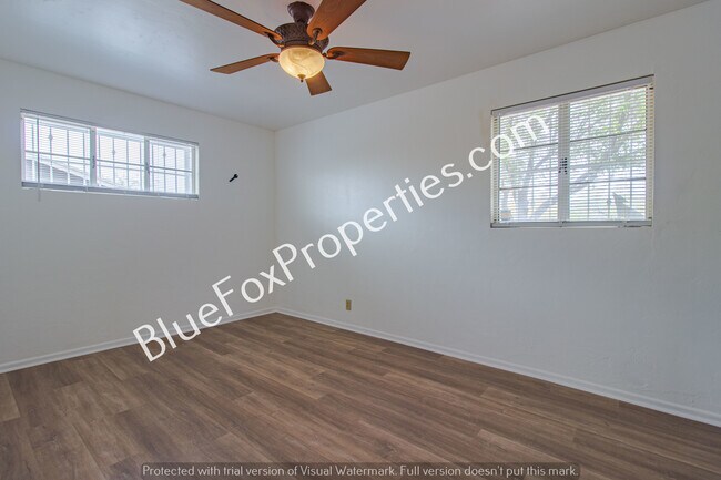 Building Photo - 6434 E Fordham Dr