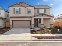 Building Photo - **** MOVE IN SPECIAL- 1/2 OFF FIRST MONTH RENT ****