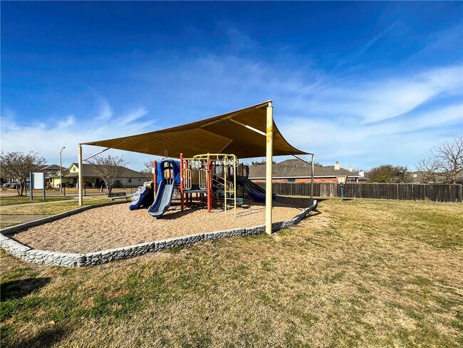 Building Photo - 116 Remington Dr