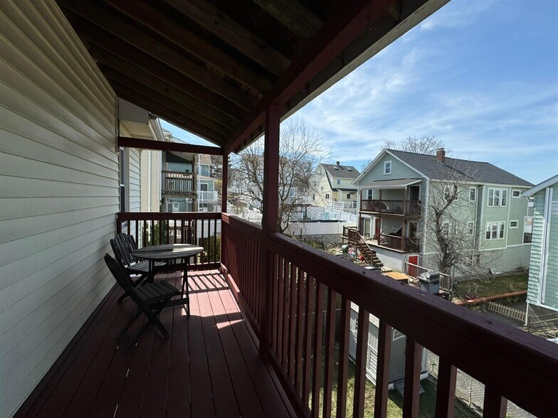 Building Photo - 14 Melville Rd