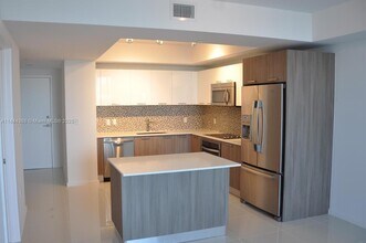 Building Photo - 5300 Paseo Blvd