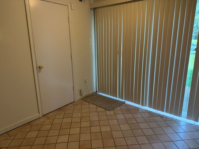 Building Photo - 14903 Cleese Ct