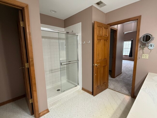 Building Photo - 5106 Turnberry Ct